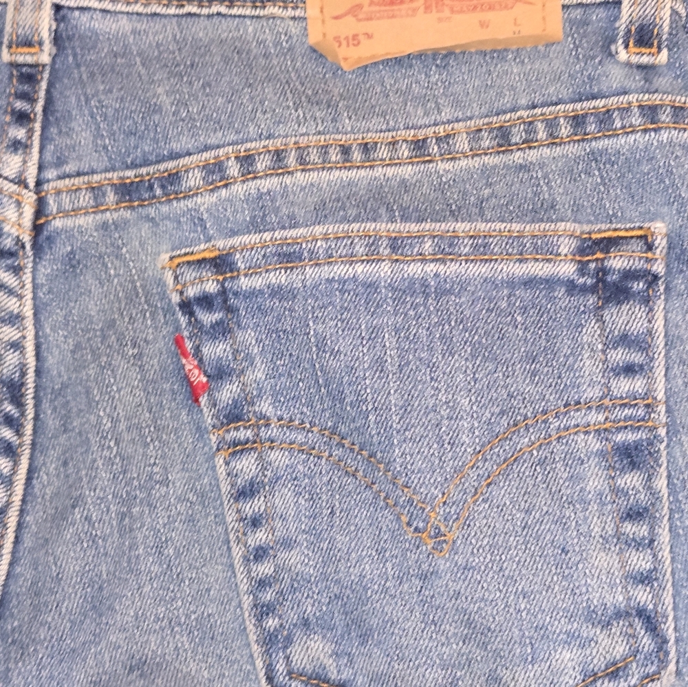 Vintage Levis 515 Lower Rise Bootcut Jeans 6M - Picture 2 of 4